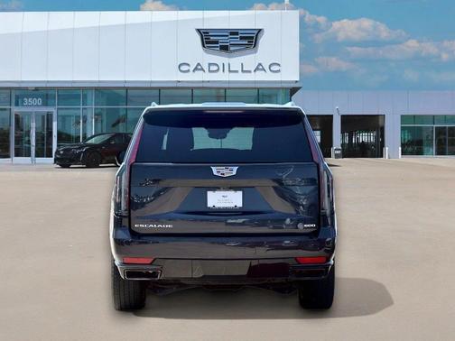2022 Cadillac Escalade ESV Sport