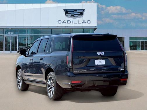 2022 Cadillac Escalade ESV Sport