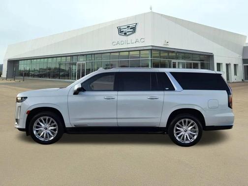 2022 Cadillac Escalade ESV Premium Luxury