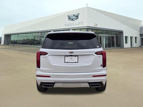 2023 Cadillac XT6 Premium Luxury FWD