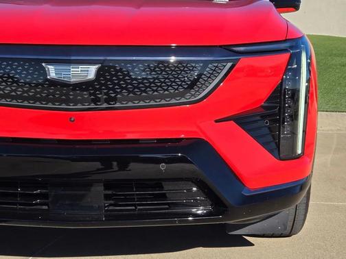 2025 Cadillac OPTIQ Sport 1 AWD