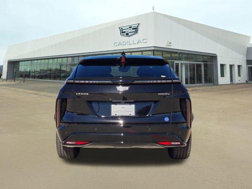 2026 Cadillac LYRIQ Signature Sport