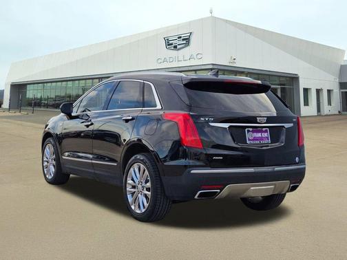 2018 Cadillac XT5 Platinum