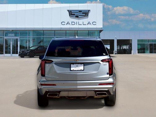 2025 Cadillac XT6 Premium Luxury AWD