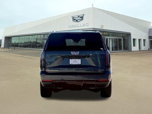 2025 Cadillac Escalade Sport