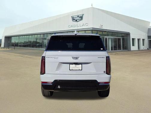 2026 Cadillac Escalade IQL Luxury