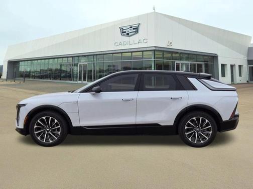 2026 Cadillac LYRIQ Sport