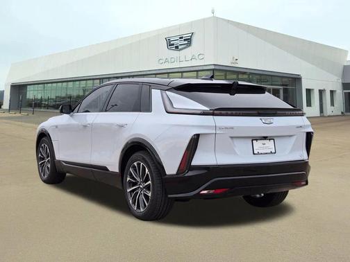 2026 Cadillac LYRIQ Sport