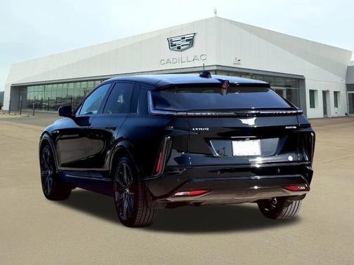 2025 Cadillac LYRIQ Sport