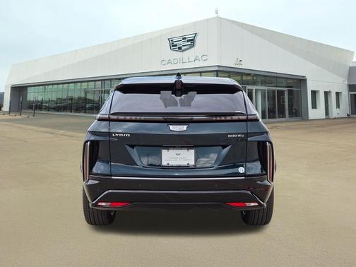 Emerald Lake Metallic 2026 Cadillac LYRIQ Luxury