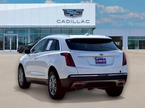 2021 Cadillac XT5 Premium Luxury