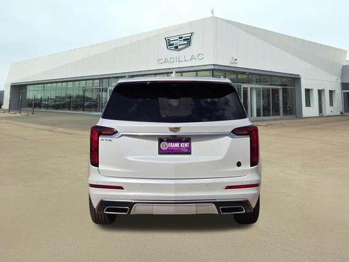 Crystal White Tricoat 2023 Cadillac XT6 Premium Luxury FWD
