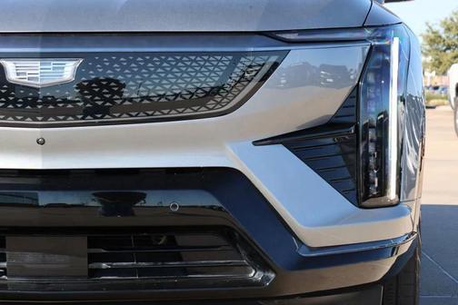 2025 Cadillac OPTIQ Sport 2 AWD