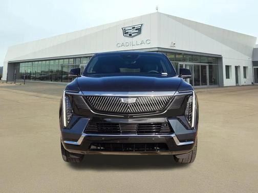 2025 Cadillac Escalade IQ Luxury 2