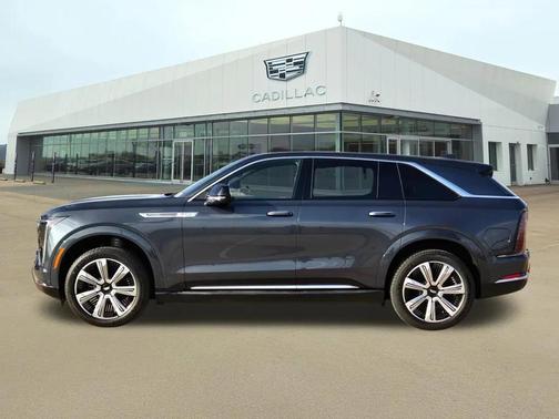 2025 Cadillac Escalade IQ Luxury 2