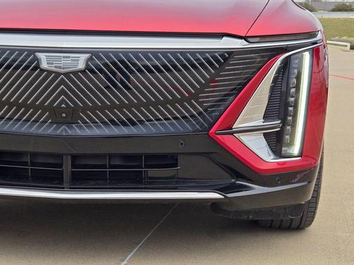 2024 Cadillac LYRIQ Luxury