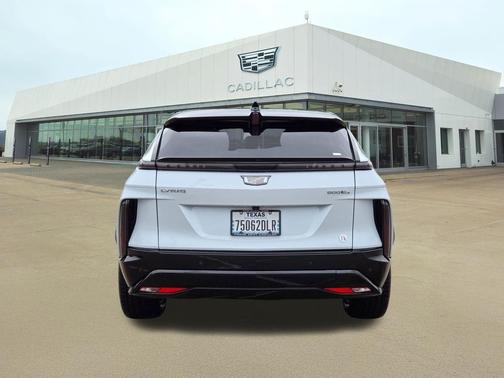 Vibrant White Tricoat 2026 Cadillac LYRIQ Sport