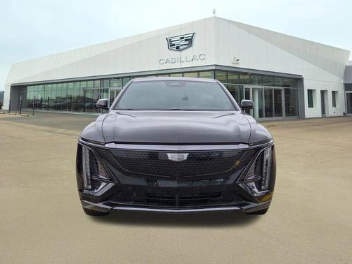 Stellar Black Metallic 2025 Cadillac LYRIQ Sport