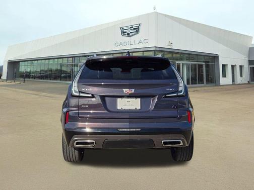 2024 Cadillac XT4 Sport