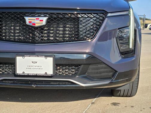 2024 Cadillac XT4 Sport