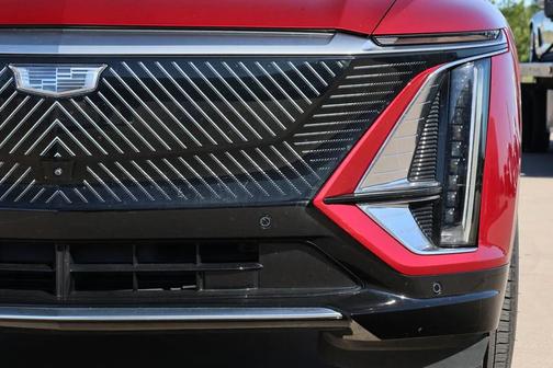 2024 Cadillac LYRIQ Luxury