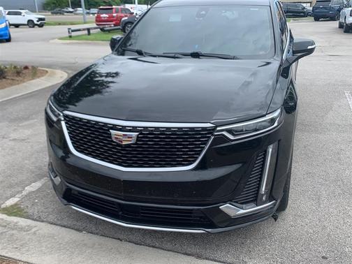 Stellar Black Metallic 2023 Cadillac XT6 Premium Luxury AWD