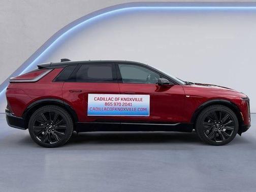 2025 Cadillac LYRIQ Sport