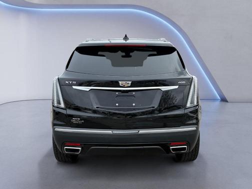 2021 Cadillac XT5 Sport