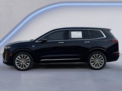 2022 Cadillac XT6 Premium Luxury FWD