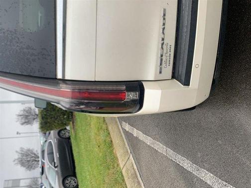 2015 Cadillac Escalade Luxury