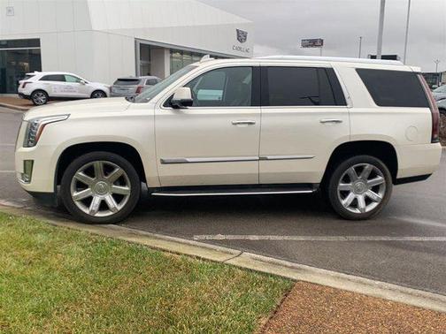 2015 Cadillac Escalade Luxury