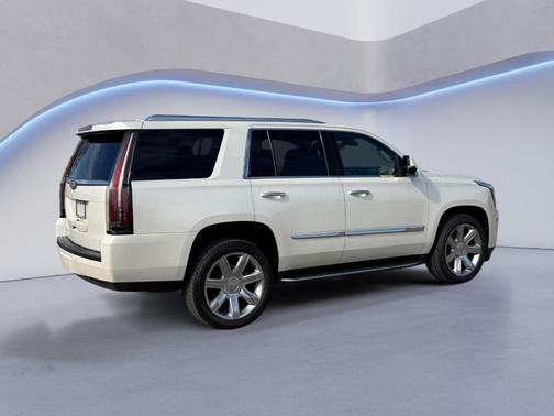 2015 Cadillac Escalade Luxury