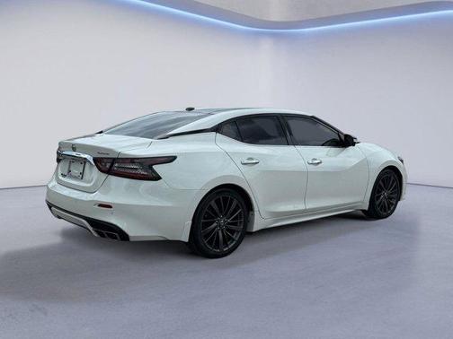 White 2020 Nissan Maxima 3.5 Platinum