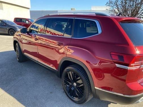 2018 Volkswagen Atlas 3.6L SEL Premium