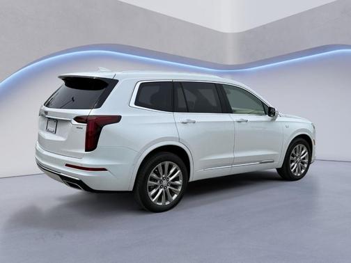 Crystal White Tri-Coat 2024 Cadillac XT6 Premium Luxury AWD