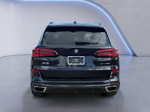 2022 BMW X5 PHEV xDrive45e