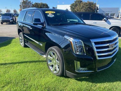 2019 Cadillac Escalade Luxury