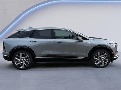 2025 Cadillac OPTIQ Luxury