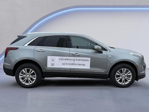 2025 Cadillac XT5 Luxury