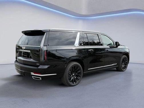2025 Cadillac Escalade ESV Premium Luxury
