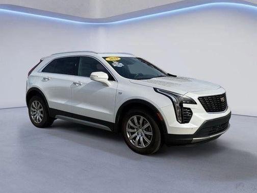 2022 Cadillac XT4 Premium Luxury