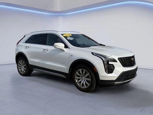 2022 Cadillac XT4 Premium Luxury