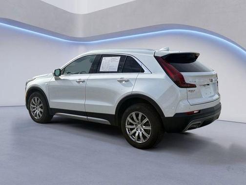 2022 Cadillac XT4 Premium Luxury
