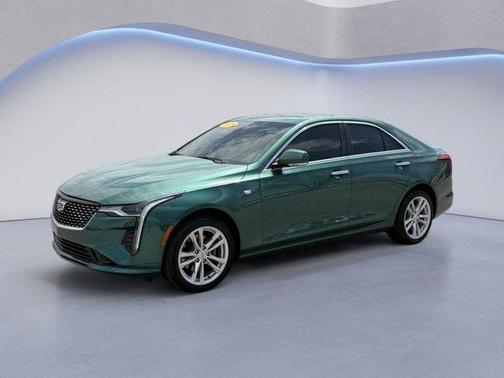 2025 Cadillac CT4 Luxury