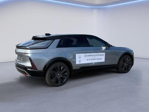 2025 Cadillac LYRIQ Sport