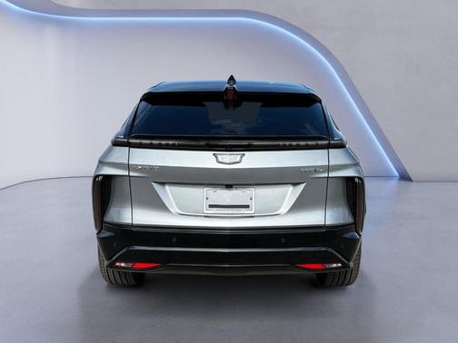 2025 Cadillac LYRIQ Sport