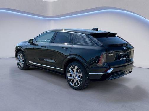2025 Cadillac OPTIQ Luxury