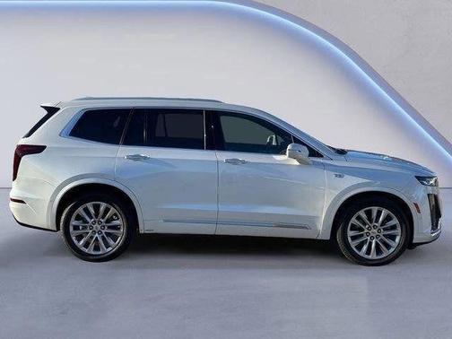 2020 Cadillac XT6 Premium Luxury FWD