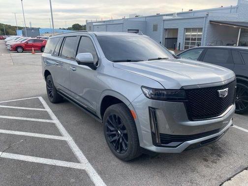 2024 Cadillac Escalade ESV Sport