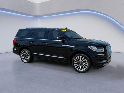 Black 2021 Lincoln Navigator Reserve